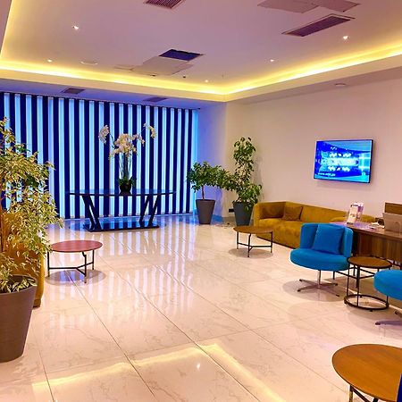 Black Sea Luxury Towers Hotel Batumi Ngoại thất bức ảnh