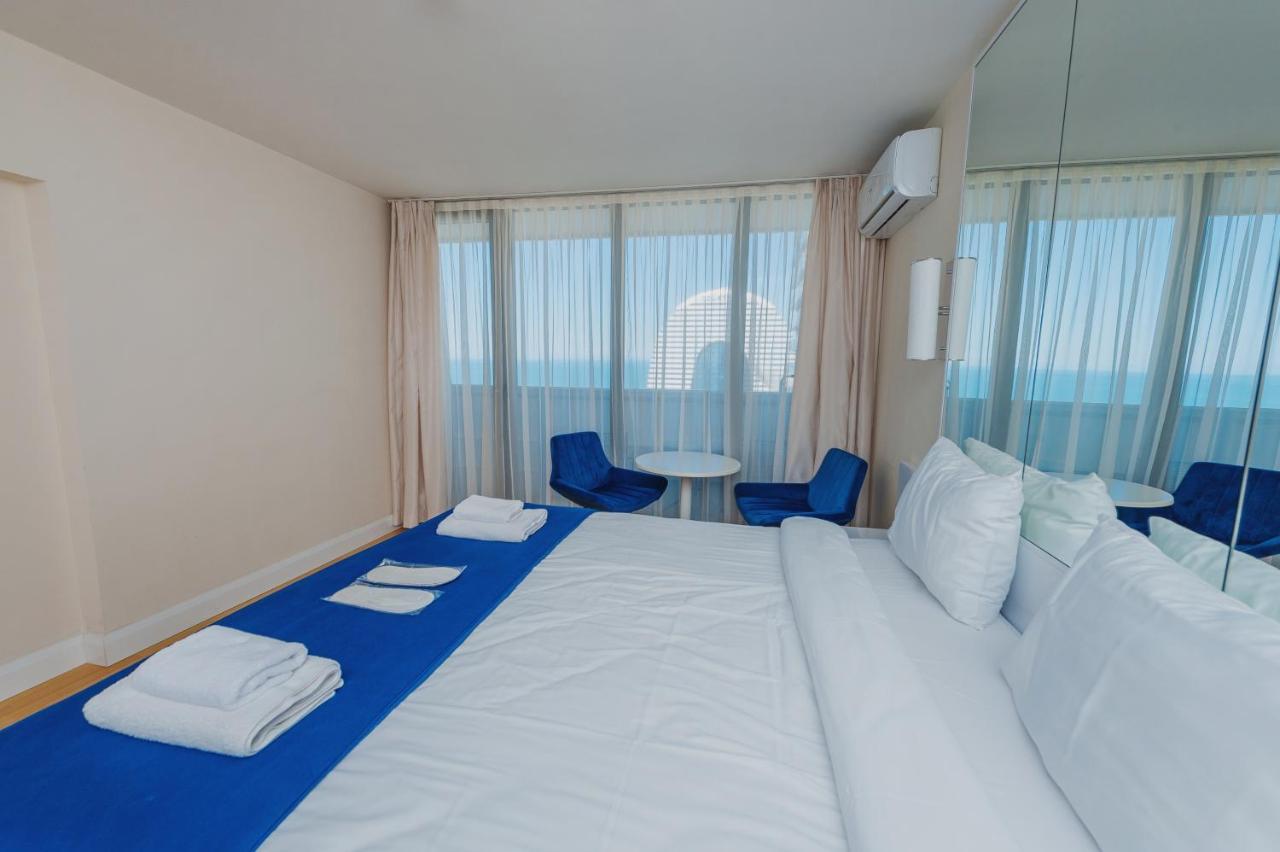 Black Sea Luxury Towers Hotel Batumi Ngoại thất bức ảnh