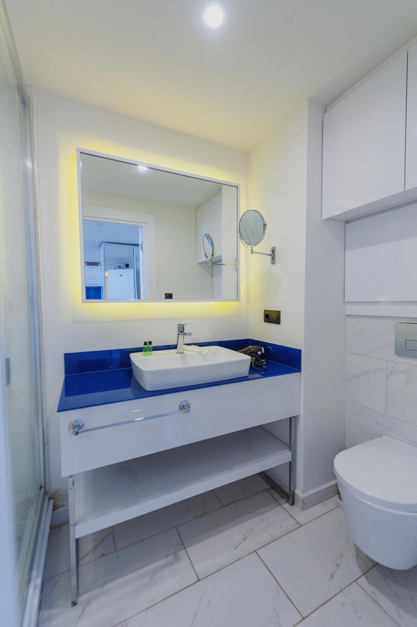 Black Sea Luxury Towers Hotel Batumi Ngoại thất bức ảnh